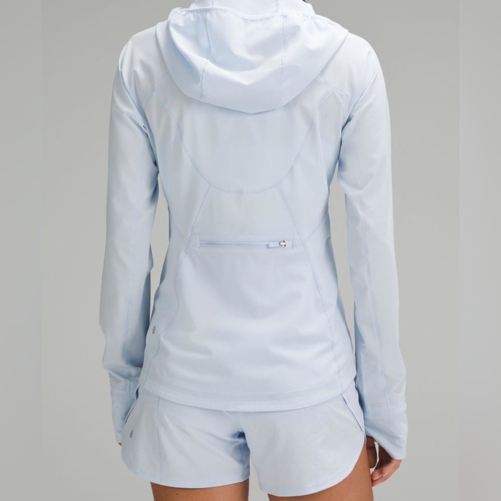 Lululemon Mist Over Windbreaker in Windmill $128 Size 8 - Picture 3 of 14